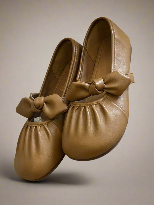 Girls Pump Shoes