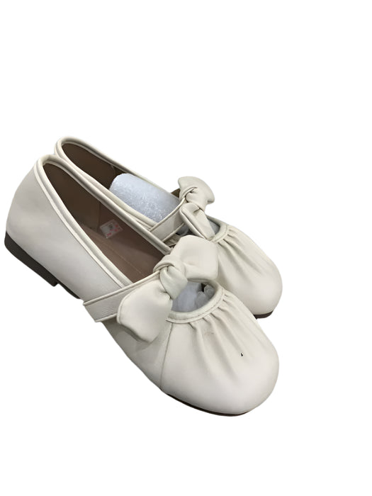 WGD-106 Girls pump shoes(23-25) UCHA KIDS CORNER (1)