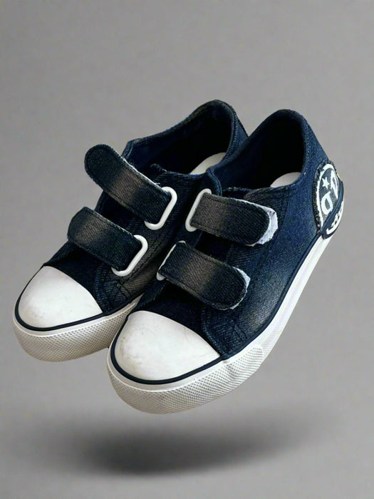 Little Kids Canvas Running Shoes