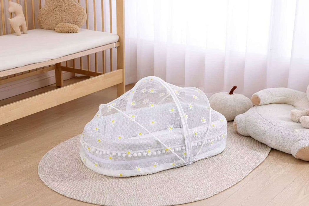 Baby Lounge with Net