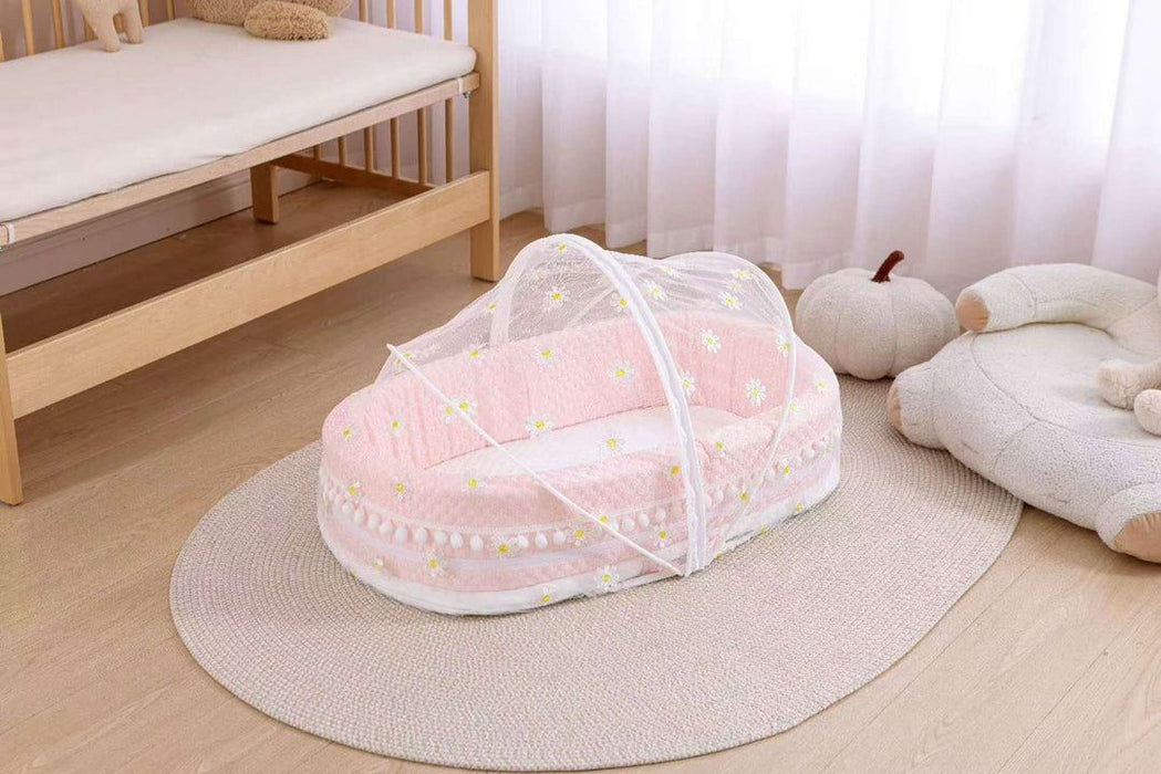 Baby Lounge with Net