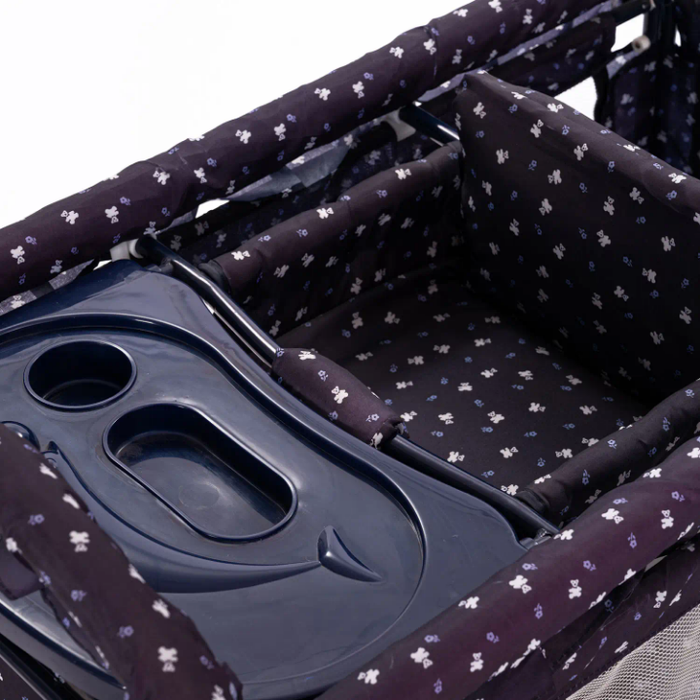 Modern Design Foldable Bedside Crib with Mesh Steel Canopy New Diaper Table for Park Hospital School Dining Living Room Use
