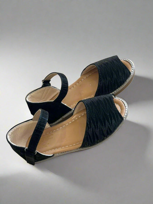 Elegant Girls Open Shoes