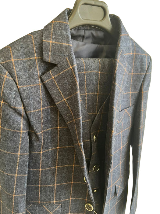 Boys suit