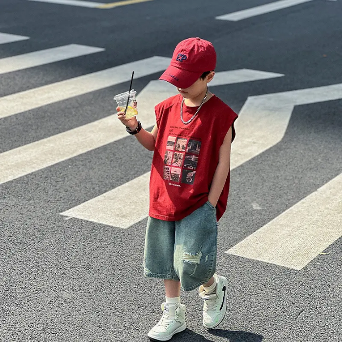 Red sleeveless T Shirt