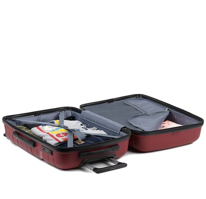 Travel Suicases