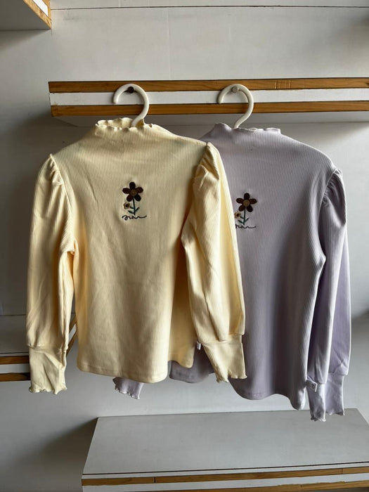 Flower Top sweater