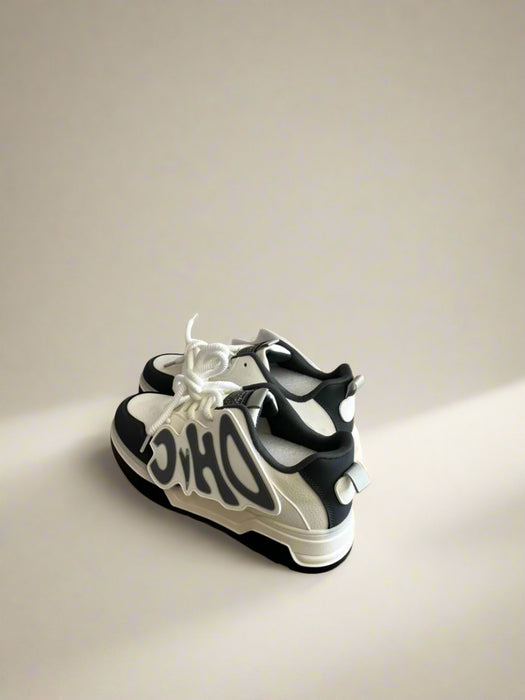 DHC Stylish Sneakers