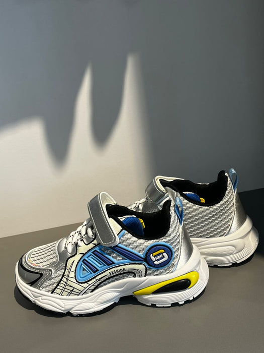 Lightweight Sneakers