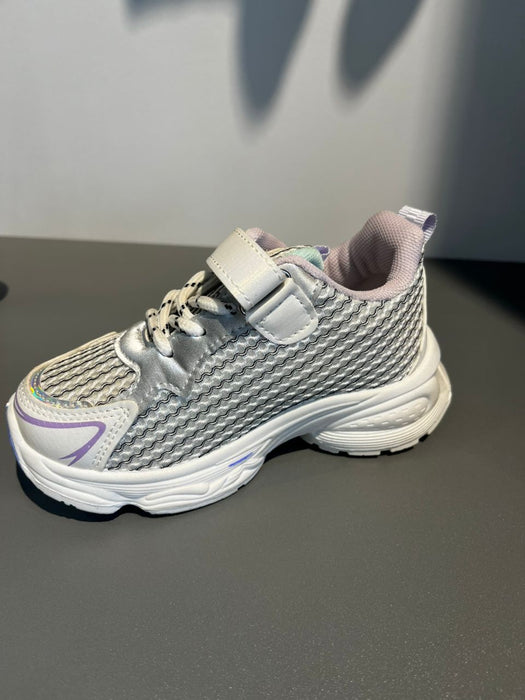 Lightweight Sneakers