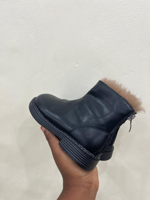Princess Knit Short Boots