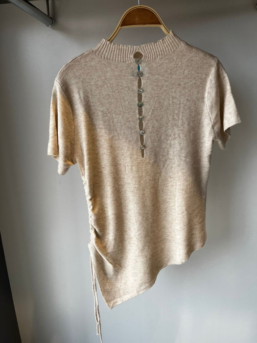 Women Top with Buttons